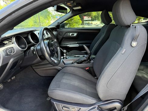 Used 2019 Ford Mustang GT w/ Equipment Group 301A RWD image 32