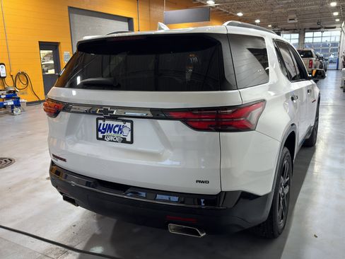 Used 2024 Chevrolet Traverse Premier image 6