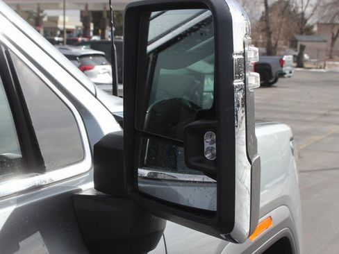 New 2026 GMC Sierra 3500 SLT w/ SLT Premium Package image 15