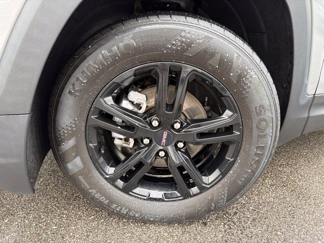 Used 2023 GMC Terrain AT4 AWD/4WD image 9