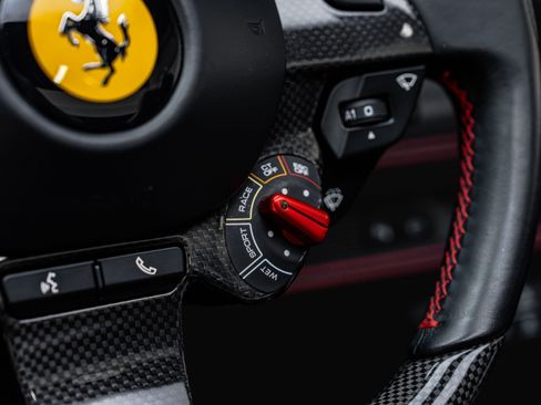 Used 2022 Ferrari F8 Tributo RWD image 53