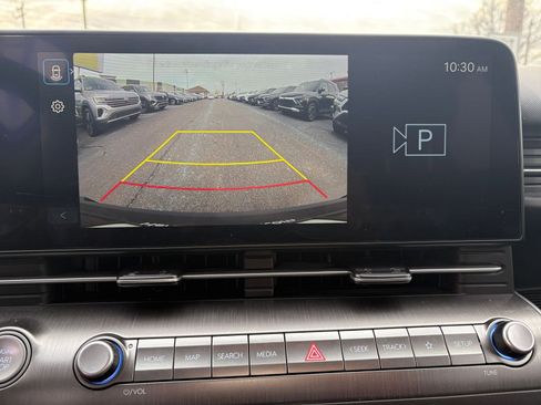 Used 2025 Hyundai Kona SEL image 17