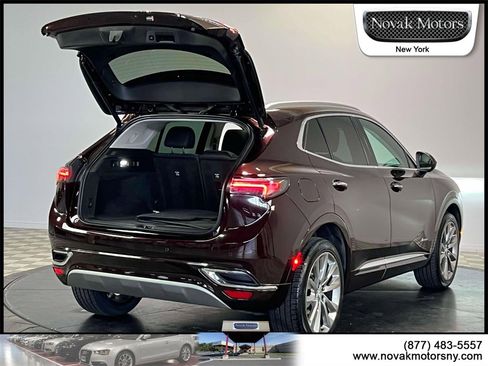 Used 2022 Buick Envision Avenir w/ Technology Package II image 8