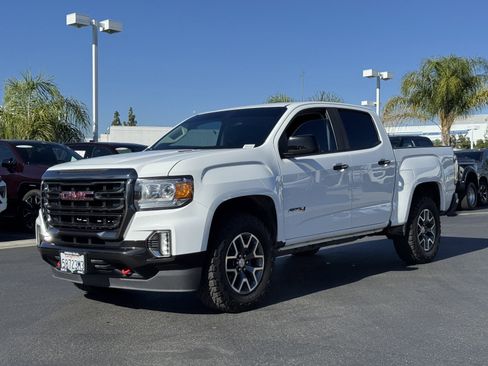 Certified 2022 GMC Canyon AT4 w/ Trailering Package image 2