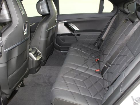 Used 2026 BMW i7 eDrive50 image 12