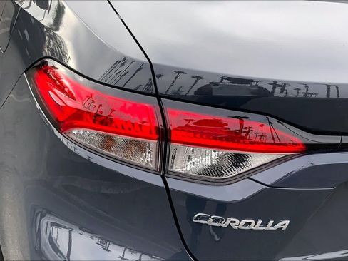 Certified 2024 Toyota Corolla LE FWD image 28