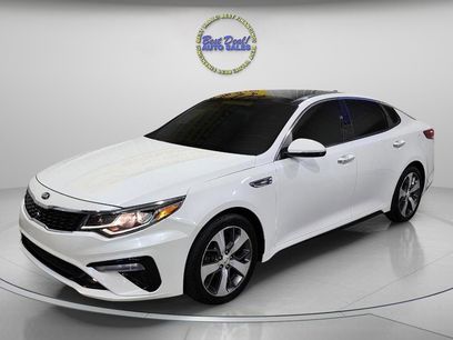 Used 2020 Kia Optima S w/ S Panoramic Sunroof Package
