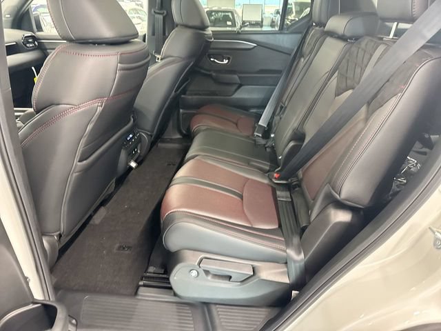 New 2026 Honda Pilot Black Edition image 22