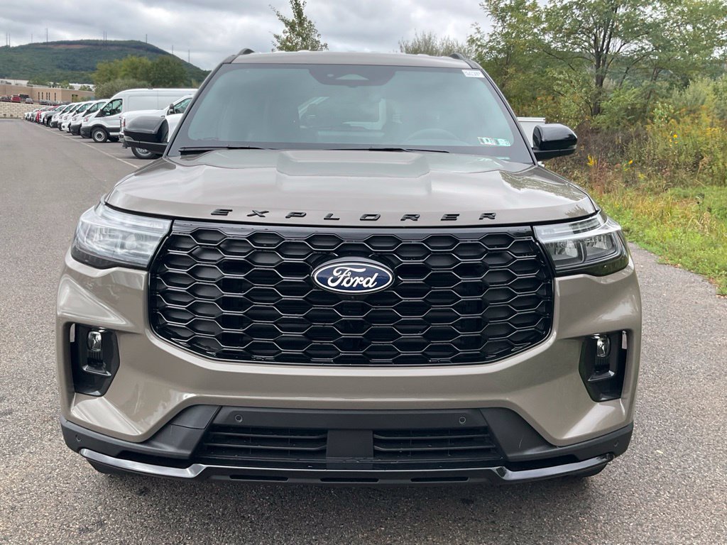 New 2027 Ford Explorer ST-Line AWD/4WD image 20