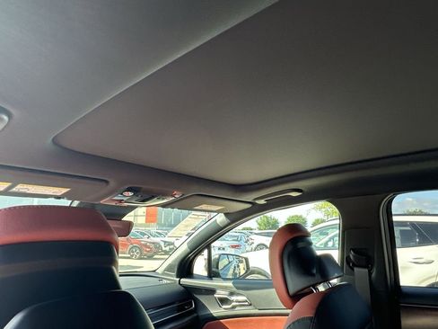 New 2025 Kia Sportage SX Prestige image 17