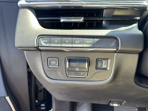 Used 2023 Cadillac Escalade Sport image 25