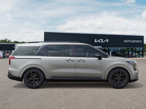 New 2026 Kia Carnival image 7
