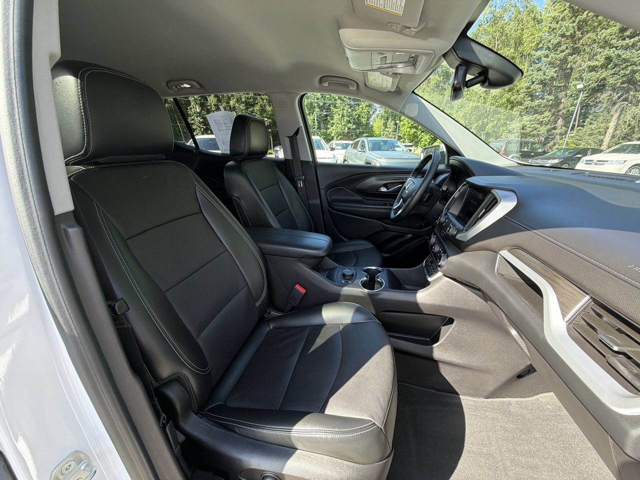Used 2023 GMC Terrain SLT AWD/4WD image 19