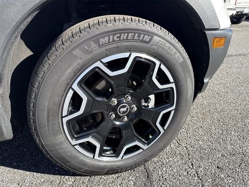 Used 2025 Ford Bronco Sport Outer Banks w/ Outer Banks Tech Package+ image 13