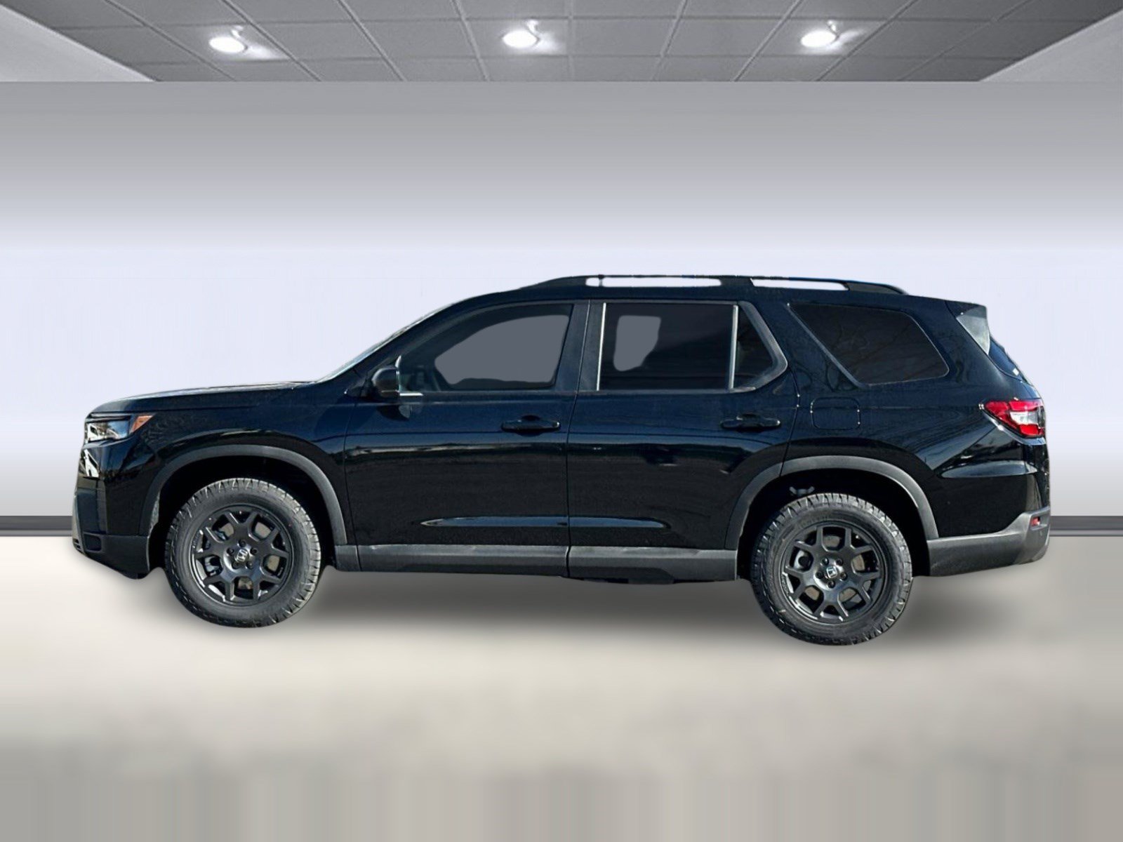 New 2026 Honda Pilot TrailSport image 2