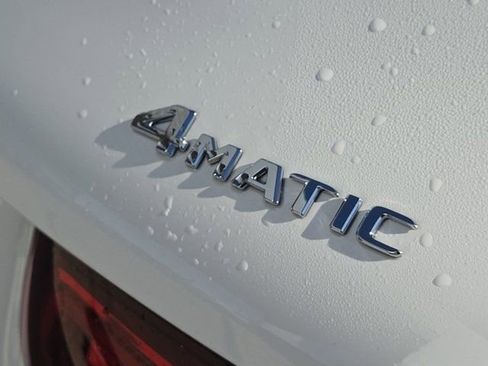 Used 2022 Mercedes-Benz GLC 300 4MATIC image 12