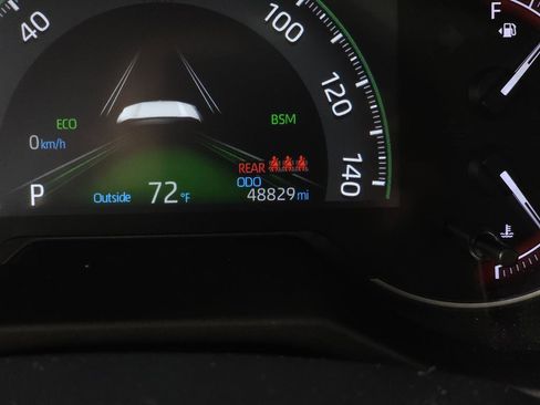 Used 2023 Toyota RAV4 XLE Premium image 20