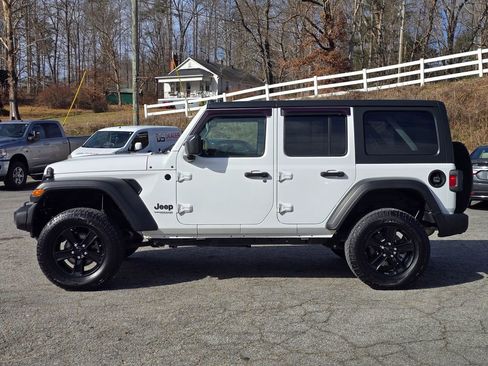Used 2021 Jeep Wrangler Unlimited Sport image 15