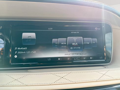 Used 2015 Mercedes-Benz S 550 Sedan image 12