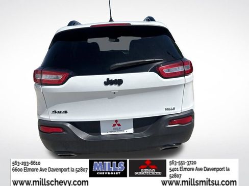 Used 2016 Jeep Cherokee High Altitude AWD/4WD image 4