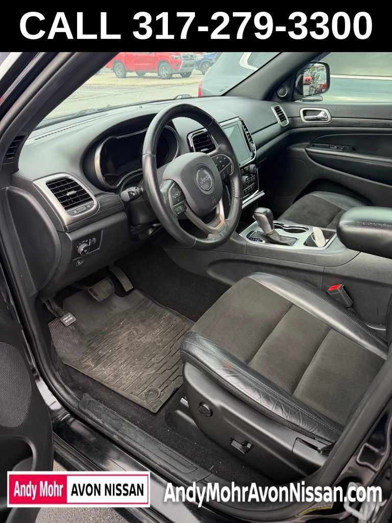 Used 2019 Jeep Grand Cherokee Altitude AWD/4WD image 7