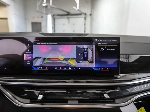 New 2026 BMW X5 xDrive40i w/ M Sport Package image 18