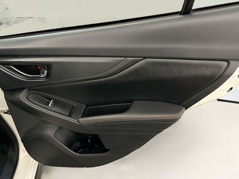 Used 2023 Subaru Crosstrek 2.5i Limited w/ Moonroof Package image 31