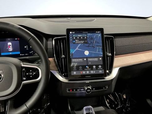 New 2026 Volvo XC90 B6 Plus w/ Protection Package Premier AWD/4WD image 7