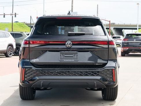 New 2026 Volkswagen Tiguan SE R-Line AWD/4WD image 5