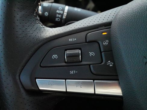 Certified 2025 Cadillac XT4 Sport image 25