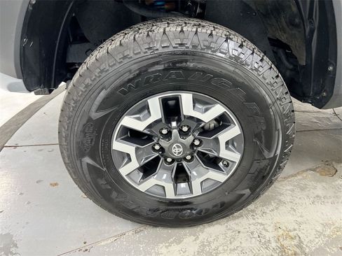 Used 2019 Toyota Tacoma TRD Off-Road image 26