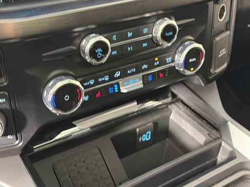 Used 2024 Ford F350 Lariat w/ Lariat Ultimate Package image 20
