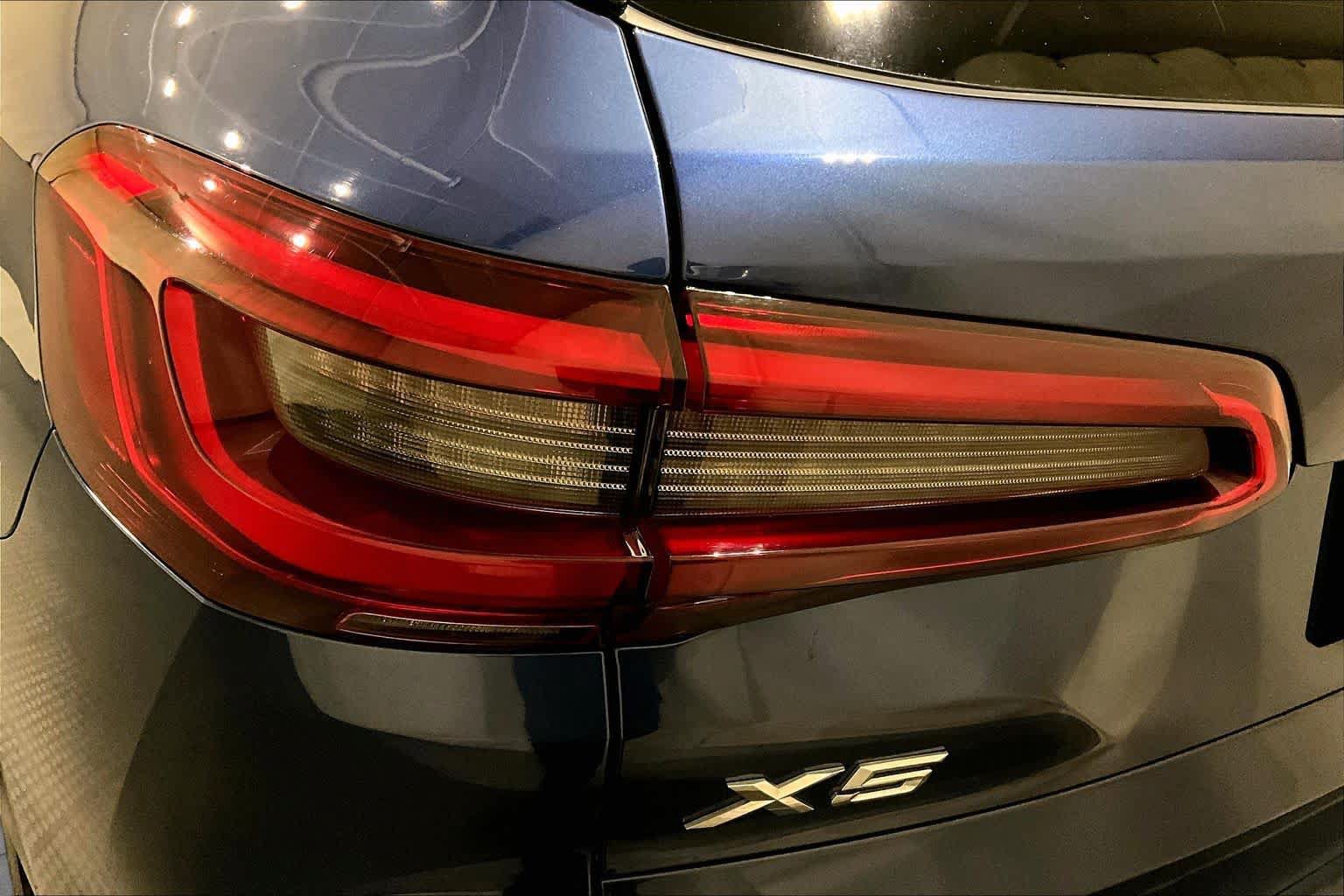 Used 2020 BMW X5 xDrive40i w/ M Sport Package AWD/4WD image 27