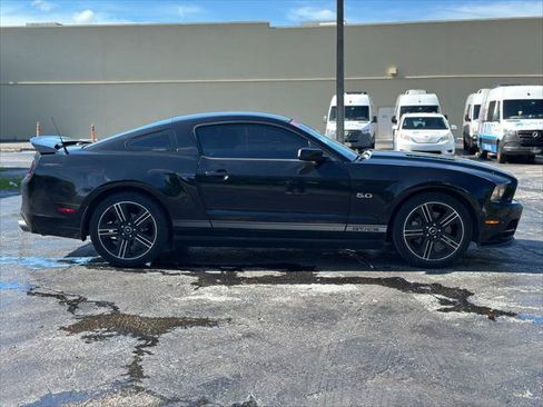 Used 2014 Ford Mustang GT Premium w/ Equipment Group 402A RWD image 9