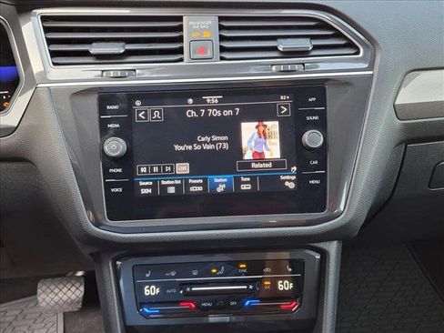Used 2022 Volkswagen Tiguan SE image 12