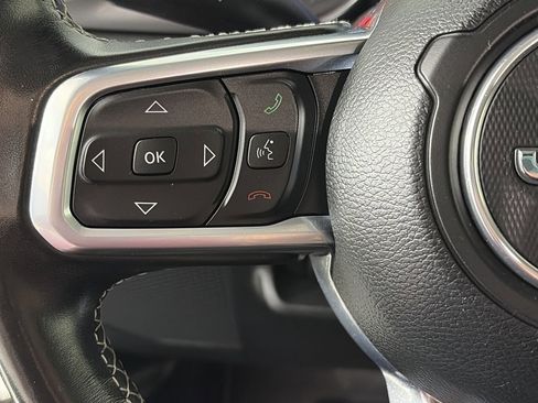 Used 2020 Jeep Wrangler Unlimited Sahara image 17