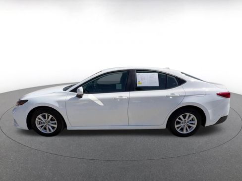 Used 2025 Toyota Camry LE FWD image 9