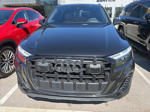 Used 2025 Audi Q7 3.0T Prestige image 2
