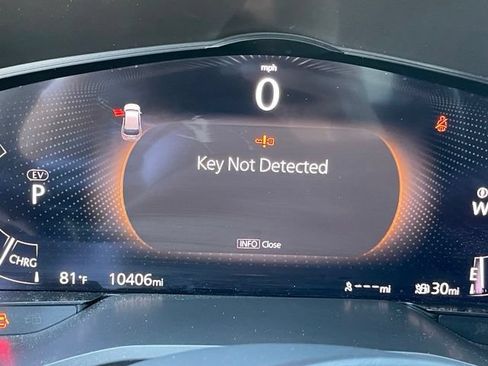 Certified 2025 MAZDA CX-70 Plug-In Hybrid w/ Premium Plus AWD/4WD image 19