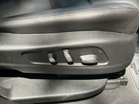 Used 2020 Cadillac XT5 Premium Luxury image 33