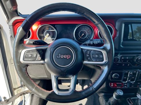 Used 2023 Jeep Wrangler Unlimited Rubicon w/ LED Lighting Group AWD/4WD image 11