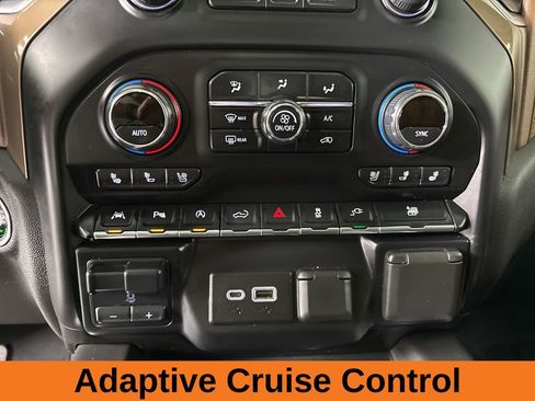 Used 2020 Chevrolet Silverado 1500 High Country w/ Technology Package image 19