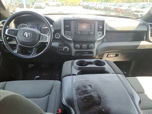 Used 2022 RAM 1500 Big Horn AWD/4WD image 9