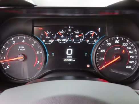 Used 2018 Chevrolet Camaro SS image 23