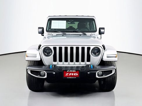 Used 2023 Jeep Wrangler Unlimited Sahara AWD/4WD image 8