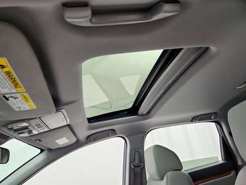 Used 2019 Honda CR-V EX image 18