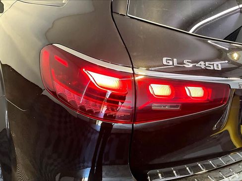New 2026 Mercedes-Benz GLS 450 4MATIC image 5