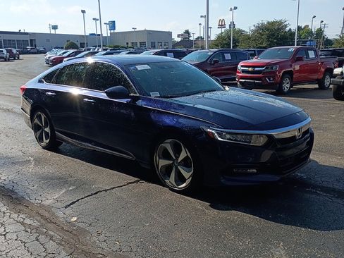 Used 2020 Honda Accord Touring image 1