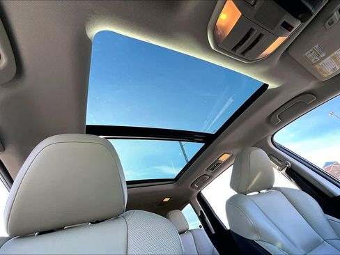 Used 2023 Subaru Ascent Limited w/ Technology Package image 13