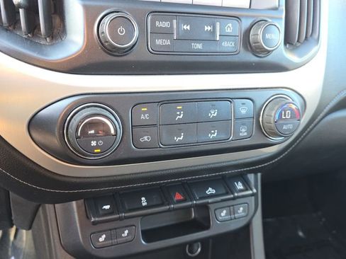 Used 2015 GMC Canyon SLT w/ Driver Alert Package image 23